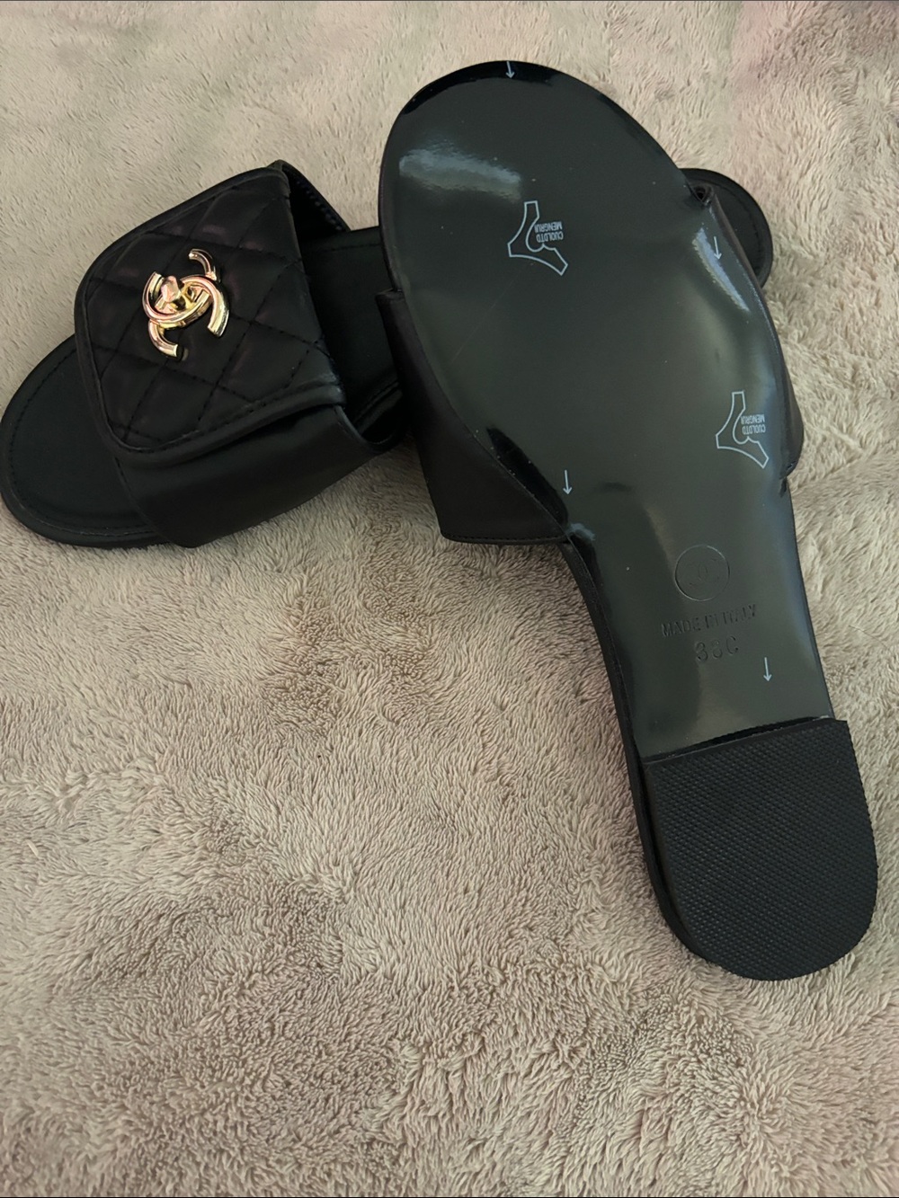 CHANEL Black Quilted Slide Sandals with Gold CC Emblem - Picture 2 of 3